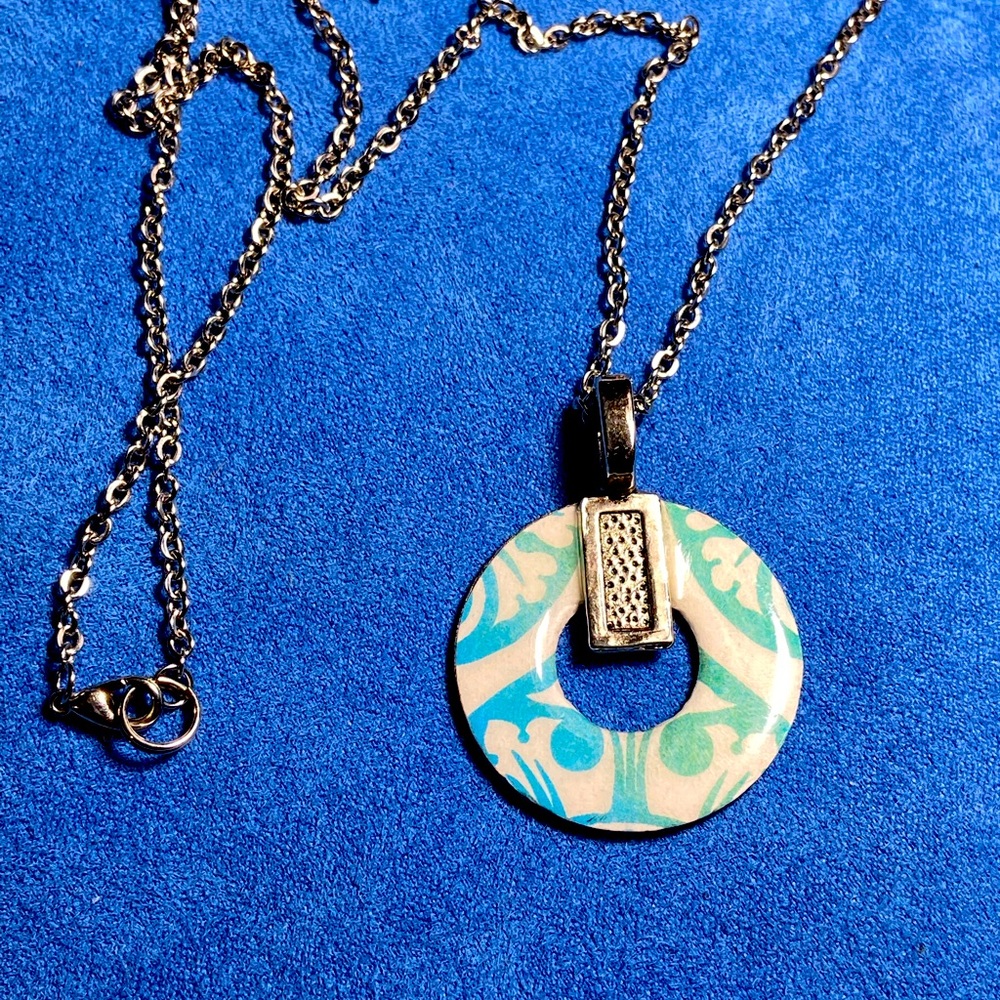 HANDCRAFTED WASHER PENDANT Streetwear Necklace Blue & White Silvertone Chain Y2K